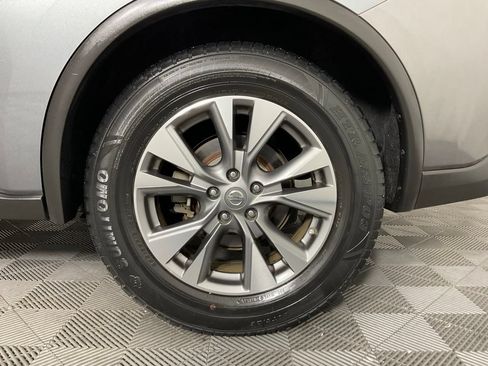 Used 2016 Nissan Murano S FWD image 10