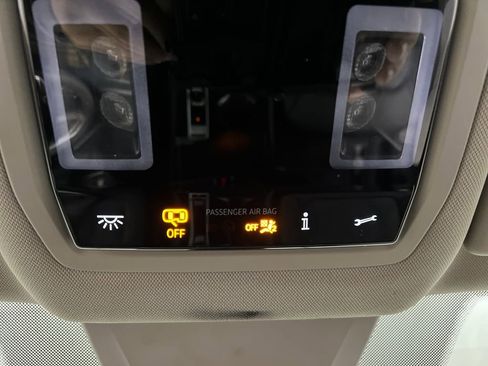 Used 2024 Volkswagen Atlas SE image 60