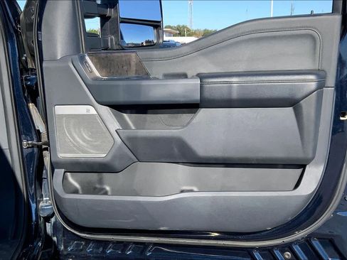 Certified 2023 Ford F250 Lariat w/ Chrome Package image 23