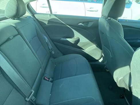Used 2016 Chevrolet Cruze LT image 10