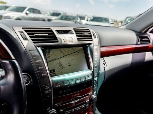 Used 2008 Lexus LS 460 RWD image 14