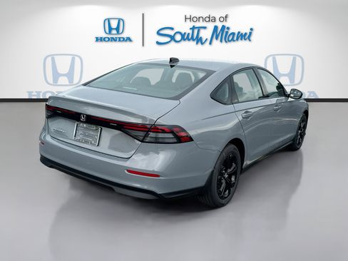 New 2025 Honda Accord SE image 6