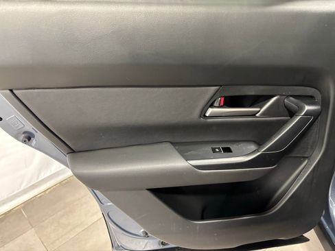 Certified 2025 MAZDA CX-50 AWD 2.5 S w/ Premium Package image 17