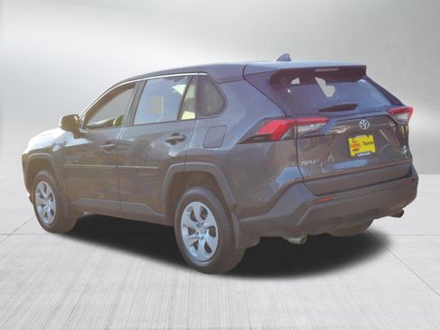 Certified 2024 Toyota RAV4 LE AWD/4WD image 6