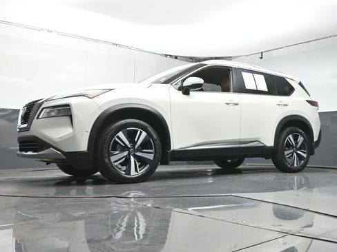 Used 2021 Nissan Rogue Platinum image 37