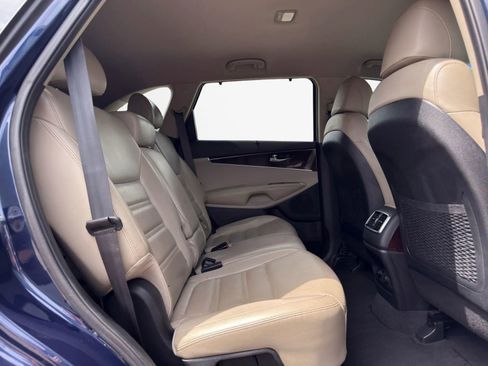 Used 2017 Kia Sorento EX FWD image 23