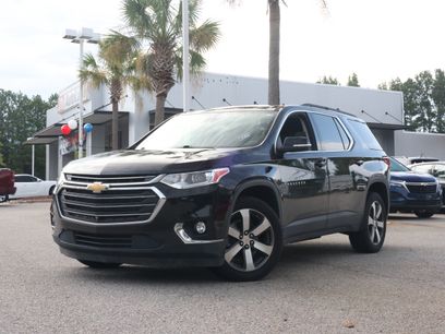Used 2021 Chevrolet Traverse LT w/ LT Premium Package