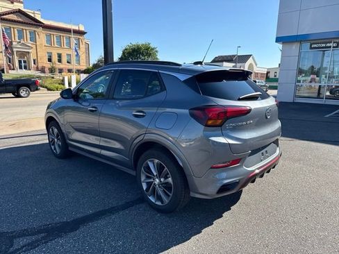 Used 2021 Buick Encore GX Select w/ Sport Touring Package AWD/4WD image 3