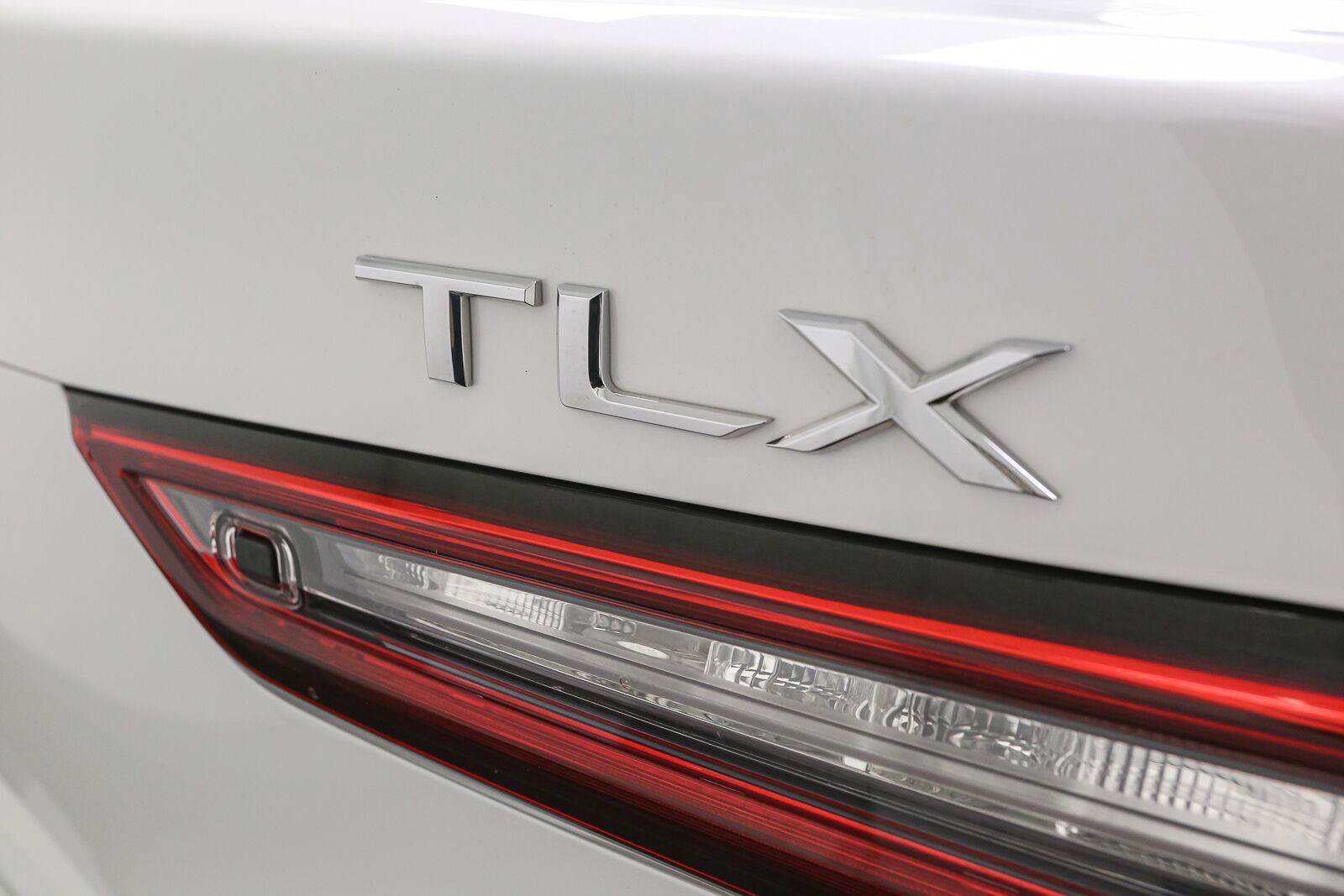 Used 2021 Acura TLX w/ Technology Package AWD/4WD image 11