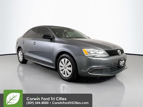Used 2013 Volkswagen Jetta S FWD image 1