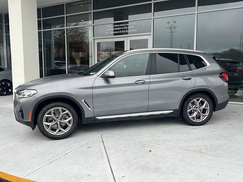 Used 2023 BMW X3 sDrive30i image 3