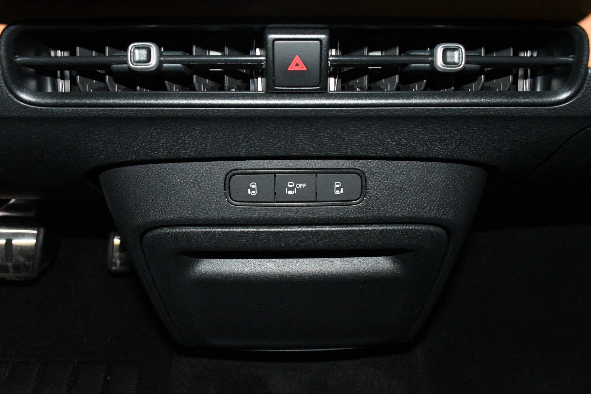Used 2025 Volkswagen ID. Buzz Pro S RWD image 38