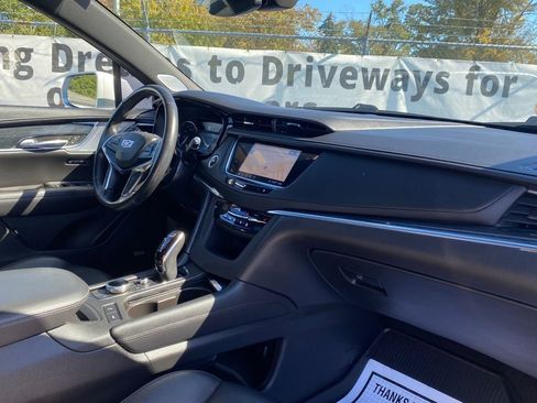 Used 2020 Cadillac XT5 Premium Luxury image 19