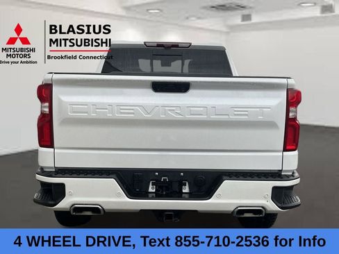 Used 2024 Chevrolet Silverado 1500 High Country w/ Technology Package image 5