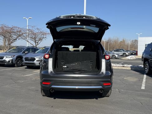 Used 2017 MAZDA CX-9 Grand Touring image 8