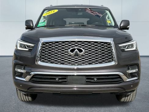 Used 2024 INFINITI QX80 Luxe image 3