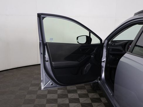 Used 2024 Subaru Crosstrek 2.0i Premium AWD/4WD image 16