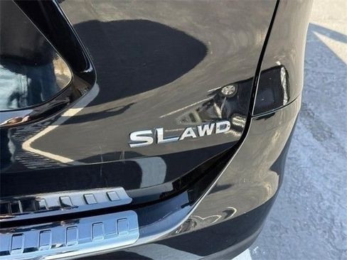 Used 2015 Nissan Rogue SL w/ SL Premium Package image 6