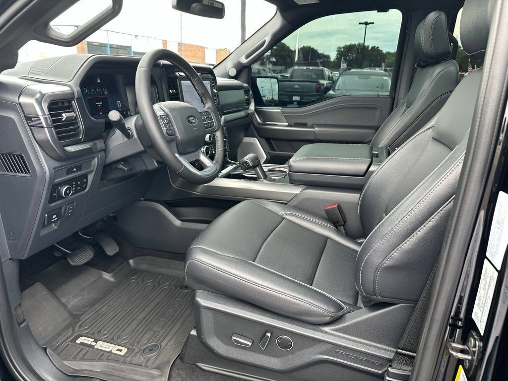 Used 2025 Ford F150 Lariat w/ Equipment Group 502A High AWD/4WD image 13