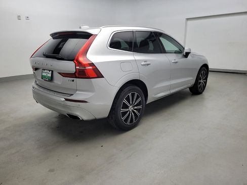 Used 2021 Volvo XC60 T6 Inscription image 9