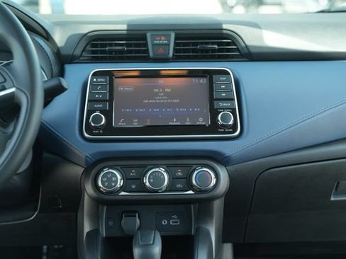 Used 2025 Nissan Versa SV FWD image 29