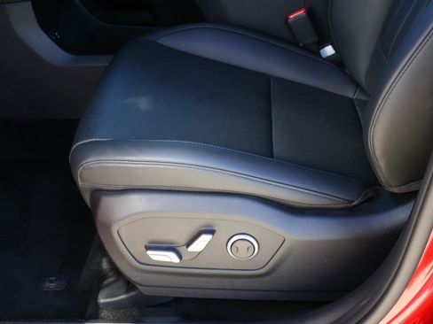 Certified 2025 Hyundai Santa Fe SEL image 13