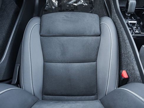 Used 2026 Volvo XC40 B5 Ultra w/ Protection Package Premier image 31