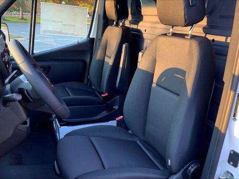 Certified 2025 Mercedes-Benz Sprinter 2500 image 12