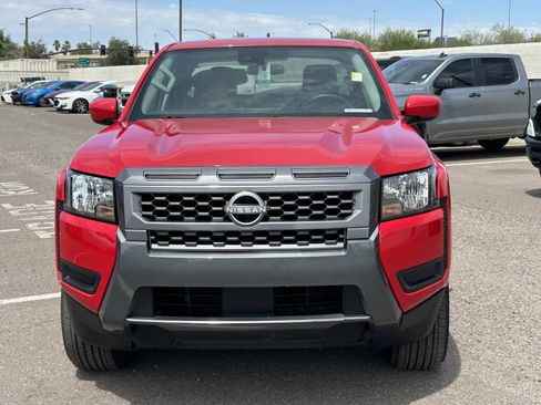 Used 2025 Nissan Frontier SV RWD image 7