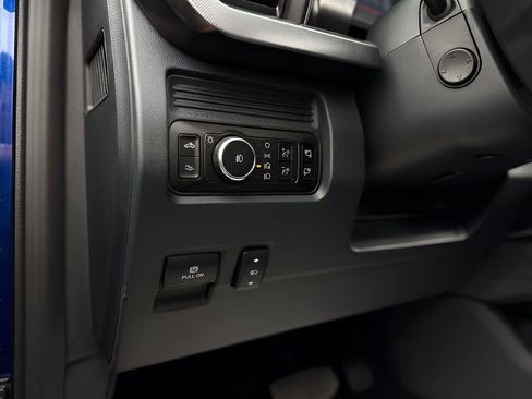 Used 2026 Ford F450 Platinum AWD/4WD image 21