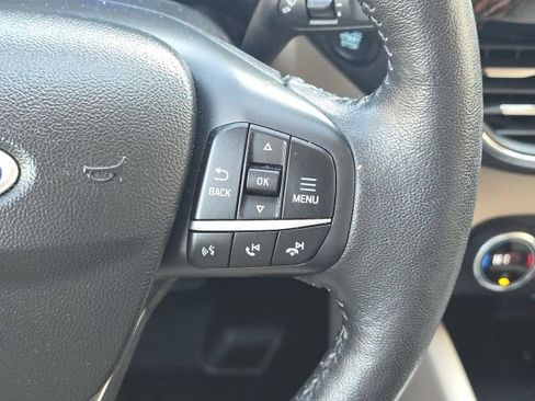 Used 2020 Ford Escape Titanium image 33