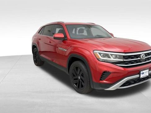 Certified 2023 Volkswagen Atlas Cross Sport SE w/ Panoramic Sunroof Package image 9