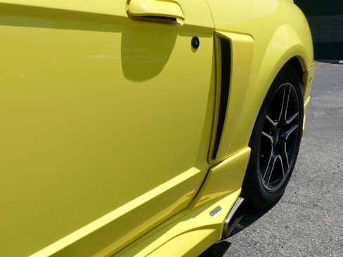 Used 2001 Ford Mustang GT image 72