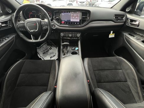 Used 2025 Dodge Durango R/T image 9