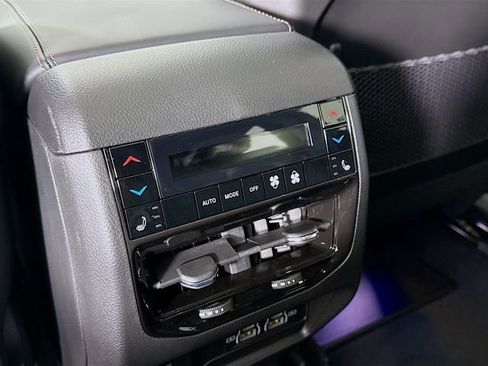 New 2025 Jeep Grand Cherokee Summit w/ Obsidian Package image 26