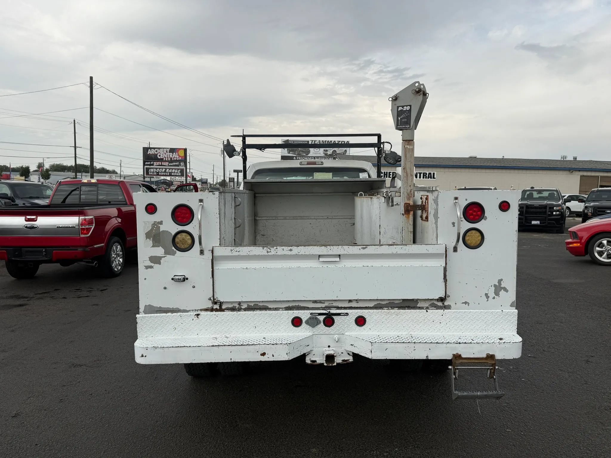 Used 2014 Ford F350 XL w/ Power Equipment Group AWD/4WD image 4
