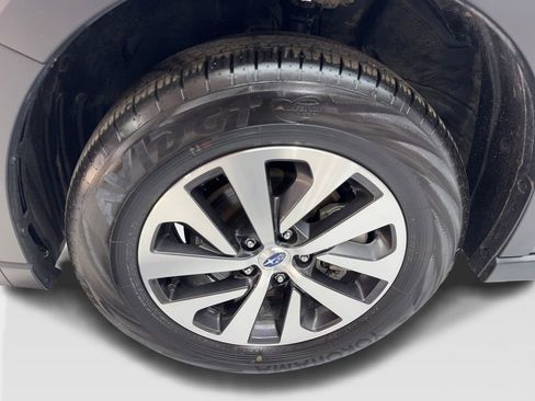 Used 2025 Subaru Outback Premium image 86