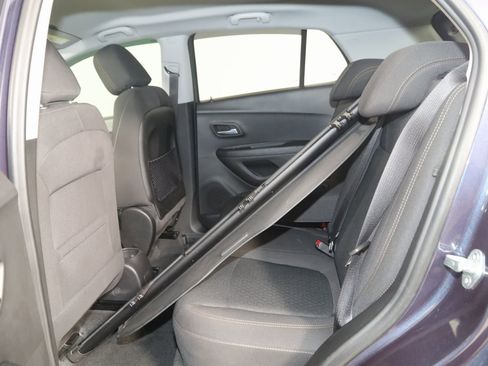 Used 2019 Chevrolet Trax LS w/ Tint and Cruise Package image 38