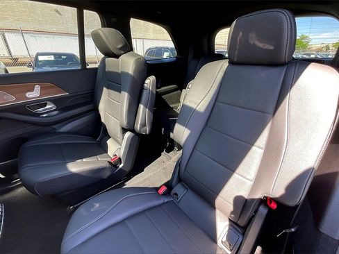 New 2025 Mercedes-Benz GLS 450 4MATIC image 10