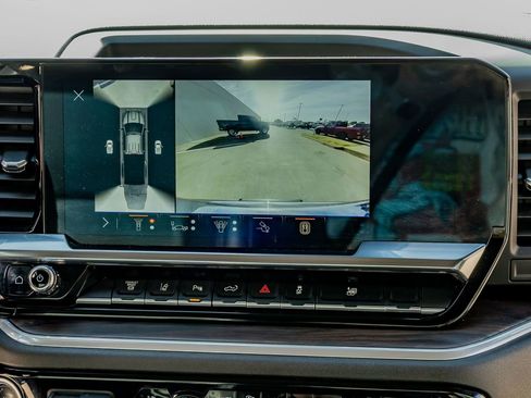 Used 2025 GMC Sierra 3500 SLT w/ Texas SLT Premium Package image 25