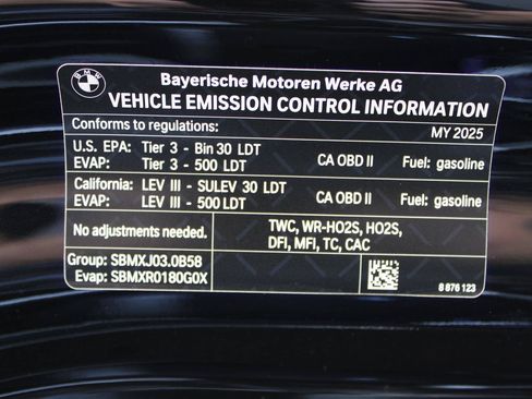 Used 2025 BMW X7 xDrive40i w/ M Sport Package AWD/4WD image 60