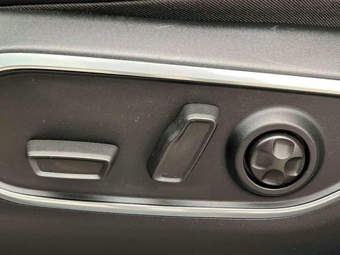 Used 2023 Jeep Wagoneer Series III w/ Convenience Group I image 19