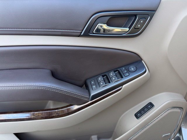 Used 2019 Chevrolet Tahoe LT w/ LT Signature Package AWD/4WD image 33