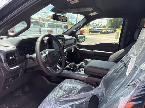 New 2026 Ford F150 XLT w/ Equipment Group 302A MID AWD/4WD image 9