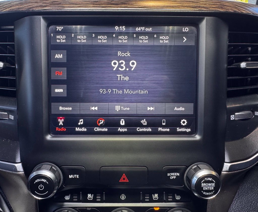 Used 2020 RAM 1500 Laramie AWD/4WD image 32