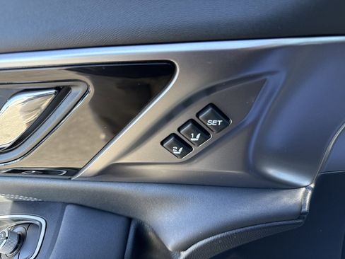 Used 2023 Subaru Outback Limited image 14