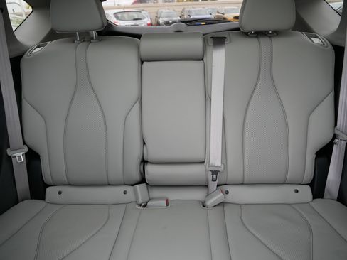 Used 2022 Acura RDX AWD w/ Technology Package image 13