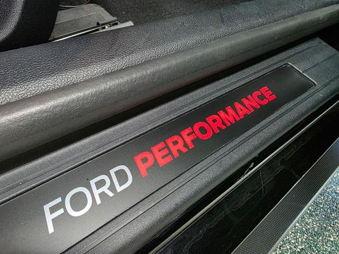 Used 2017 Ford Mustang Shelby GT350 RWD image 27