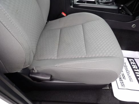 Used 2021 Toyota Tacoma SR image 37