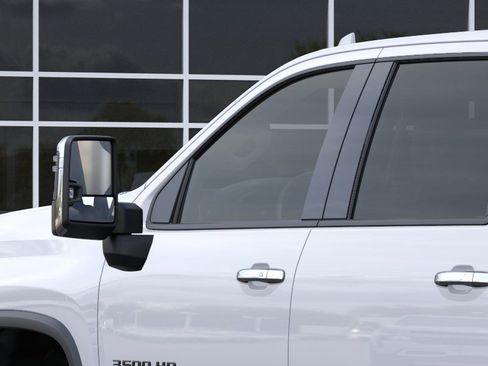 New 2026 Chevrolet Silverado 3500 LTZ w/ LTZ Convenience Package AWD/4WD image 12